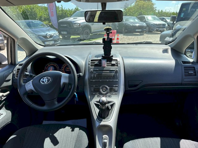 Toyota Toyota Auris  90 D-4D Luna 5p