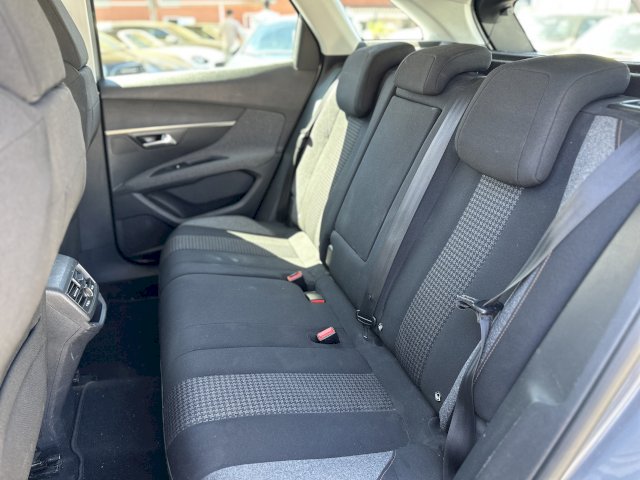 Peugeot Peugeot 3008 II 1.6 BlueHDi 100ch Active S&S