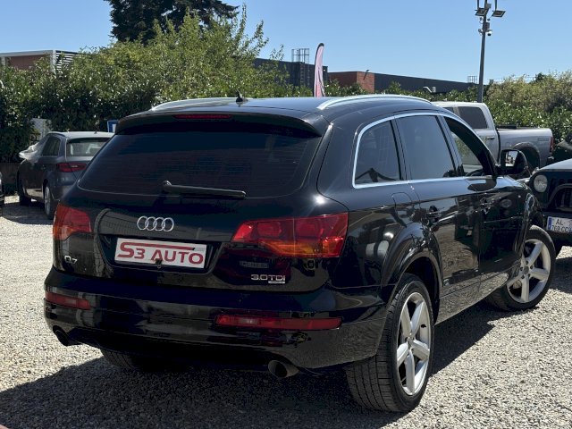 Audi Audi Q7 3.0 V6 TDI 240ch S line quattro 7p