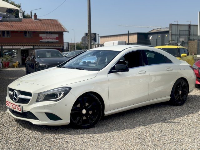 Mercedes-Benz Mercedes-Benz CLA I (C117) 180 Sensation 7G-DCT