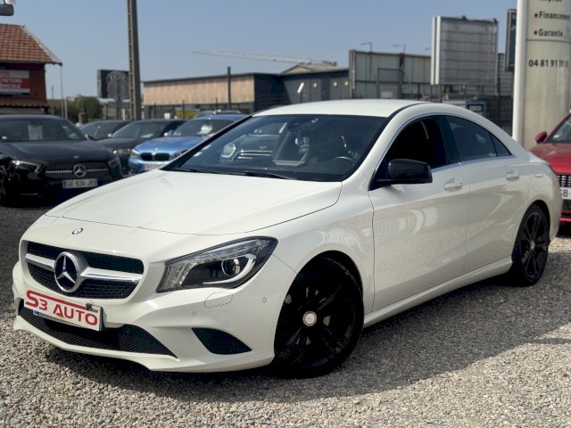 Mercedes-Benz Mercedes-Benz CLA I (C117) 180 Sensation 7G-DCT