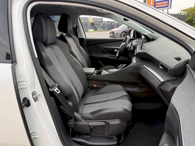 Peugeot Peugeot 3008 II 1.2 PureTech 130ch Allure S&S EAT6