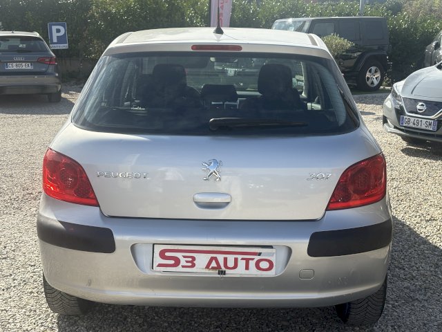 Peugeot Peugeot 307  1.4 16v Confort 5p