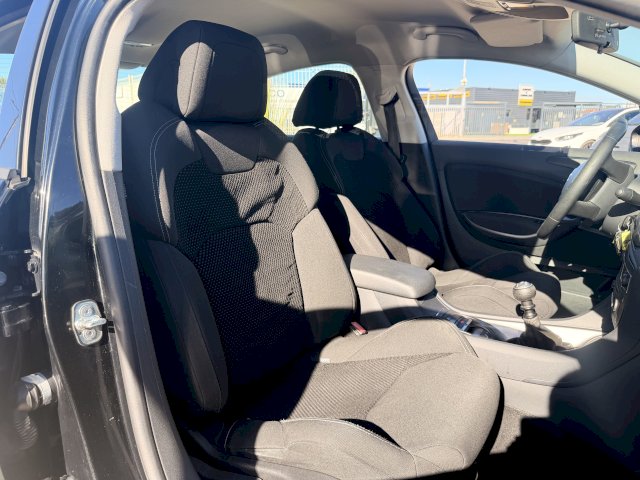 Citroën Citroën C5 II 2.0 HDi140 FAP Confort