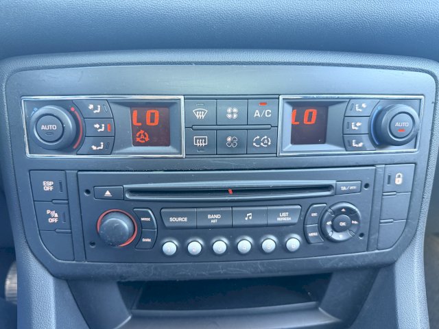 Citroën Citroën C5 II 2.0 HDi140 FAP Confort