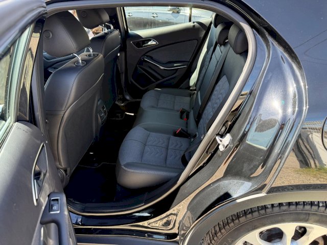 Mercedes-Benz Mercedes-Benz Classe GLA 200 d Intuition 7G-DCT