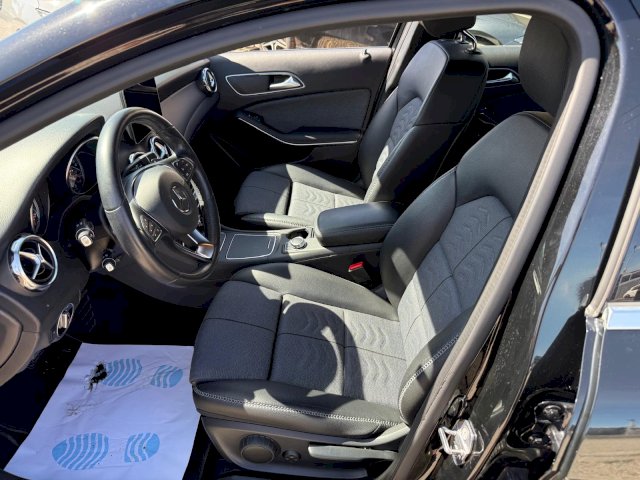 Mercedes-Benz Mercedes-Benz Classe GLA 200 d Intuition 7G-DCT
