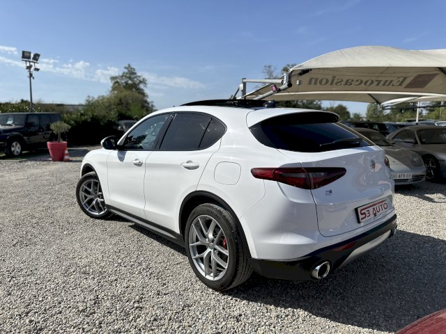 Alfa-Romeo Alfa-Romeo Stelvio 2.2 Diesel 210ch Turismo Q4 AT8