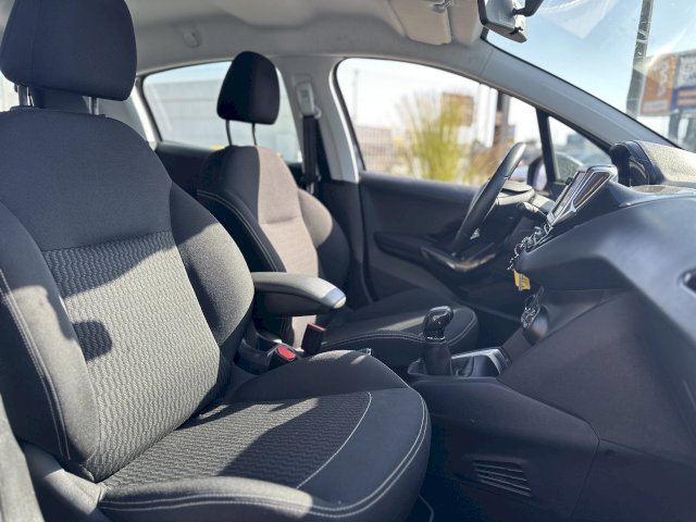 Peugeot Peugeot 208 1.5 BlueHDi 100ch S&S Activ Business