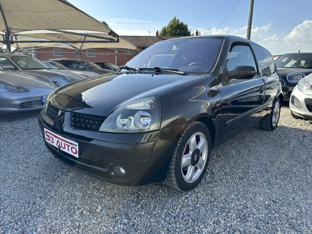 Renault Renault Clio II (B/C65) 1.4 16v 98ch Dynamique 3p