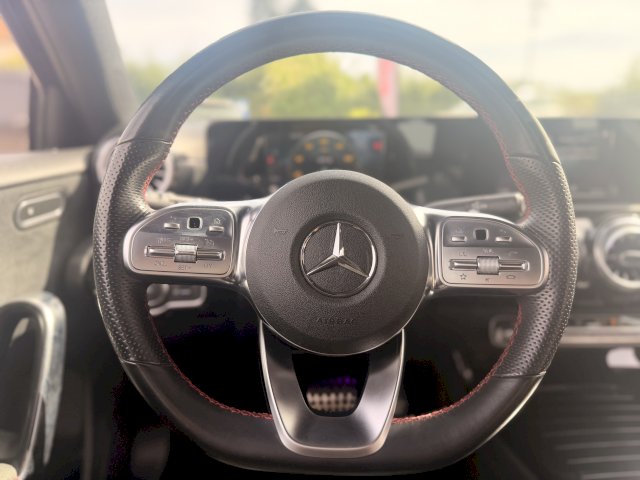 Mercedes-Benz Mercedes-Benz Classe A 180 136ch 119g AMG Line