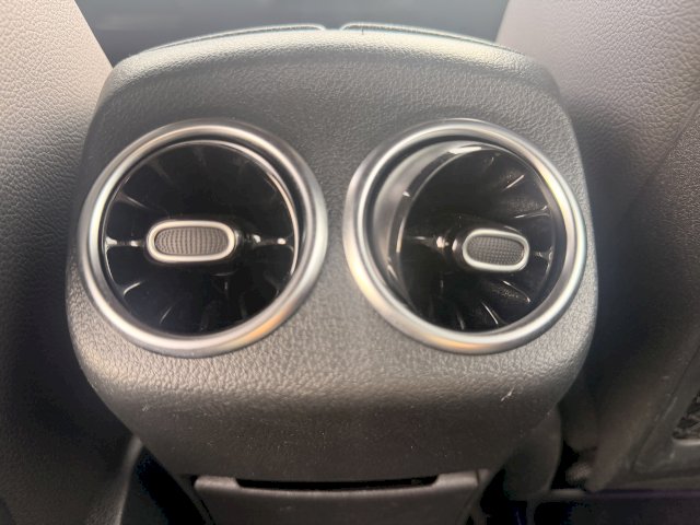 Mercedes-Benz Mercedes-Benz Classe A 180 136ch 119g AMG Line