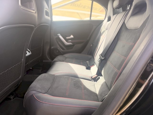 Mercedes-Benz Mercedes-Benz Classe A 180 136ch 119g AMG Line