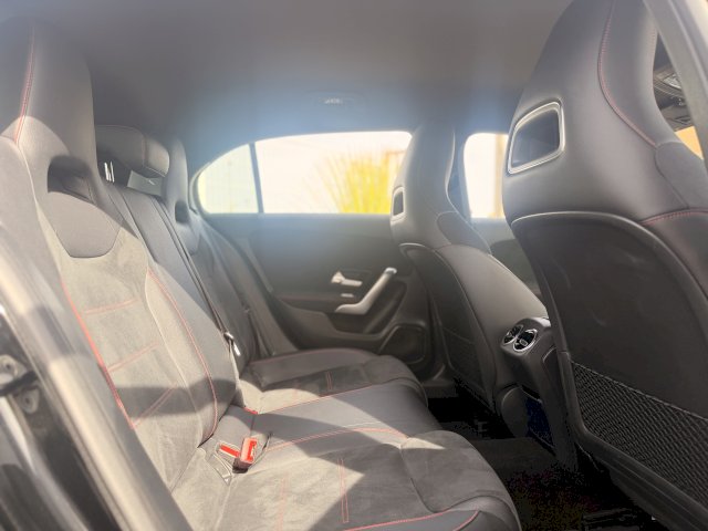 Mercedes-Benz Mercedes-Benz Classe A 180 136ch 119g AMG Line