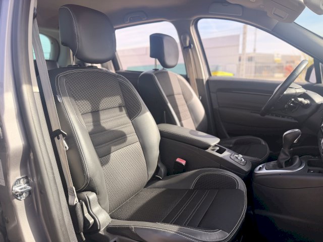 Renault Renault Megane III  1.5 dCi 110ch Bose EDC eco² 