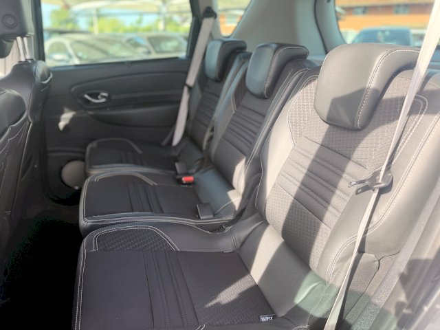 Renault Renault Megane III  1.5 dCi 110ch Bose EDC eco² 
