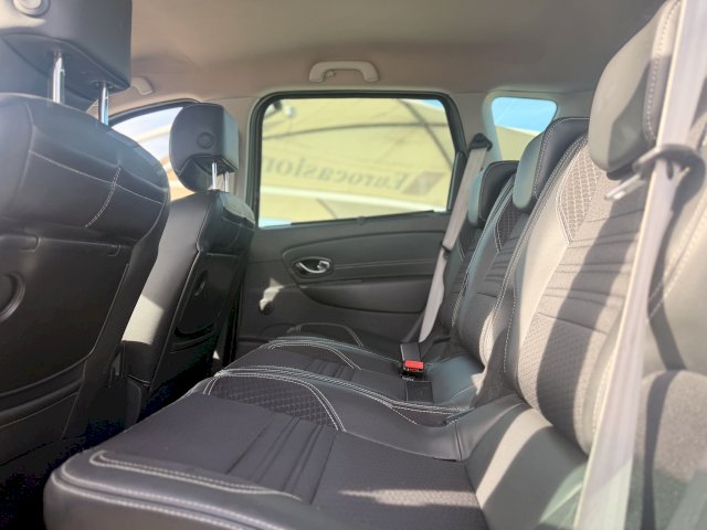 Renault Renault Megane III  1.5 dCi 110ch Bose EDC eco² 