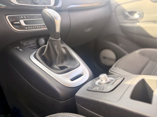 Renault Renault Megane III  1.5 dCi 110ch Bose EDC eco² 