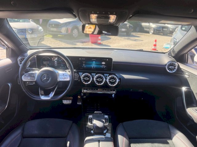 Mercedes-Benz Mercedes-Benz Classe A 180d 116ch AMG Line 7g-DCT