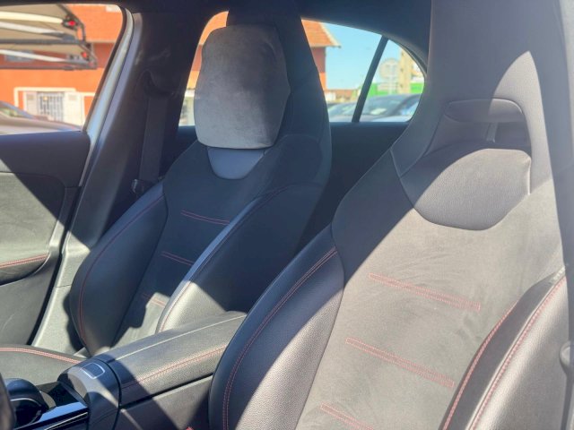 Mercedes-Benz Mercedes-Benz Classe A 180d 116ch AMG Line 7g-DCT