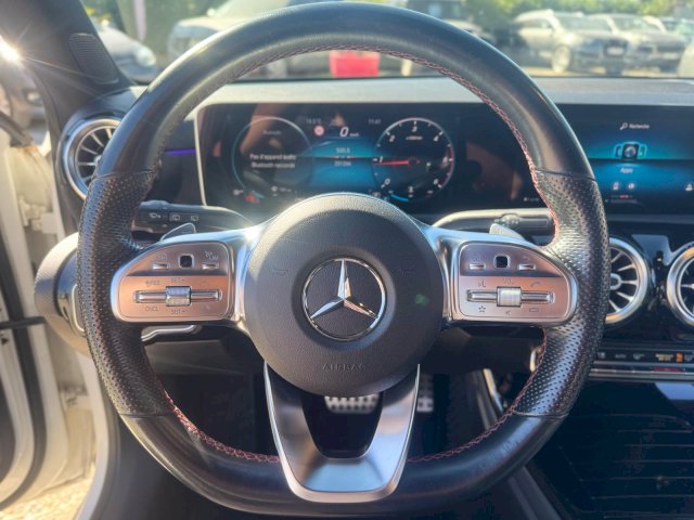 Mercedes-Benz Mercedes-Benz Classe A 180d 116ch AMG Line 7g-DCT