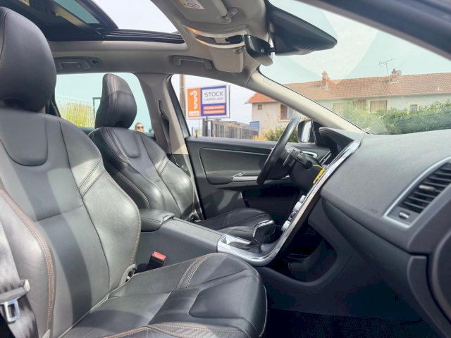 Volvo Volvo XC60  D4 190ch Summum Geartronic