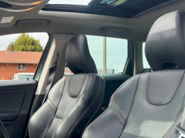 Volvo Volvo XC60  D4 190ch Summum Geartronic