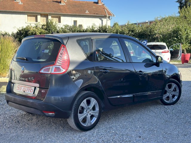 Renault Renault Scenic III (J95) 1.5 dCi 105ch Dynamique