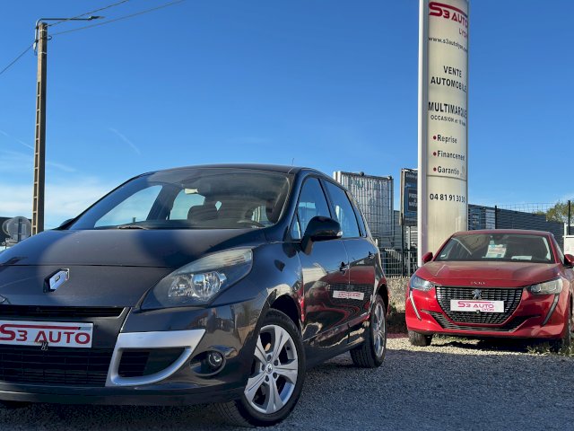Renault Renault Scenic III (J95) 1.5 dCi 105ch Dynamique