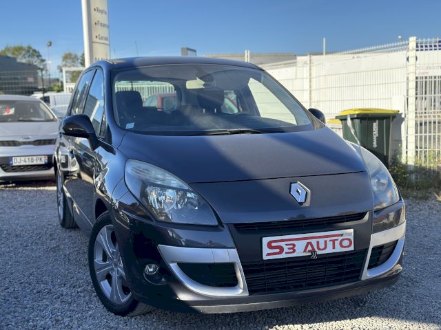Renault Renault Scenic III (J95) 1.5 dCi 105ch Dynamique