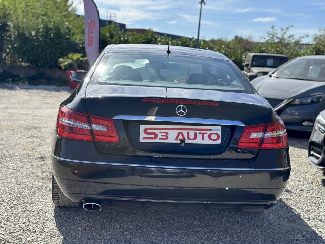 Mercedes-Benz Mercedes-Benz Classe E IV 220 CDI  Elégane Exéc