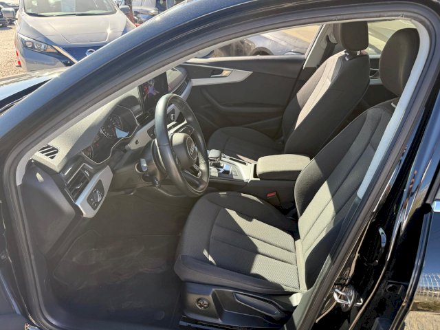 Audi Audi A4 V  35 TFSI 150ch Business line S tronic 7