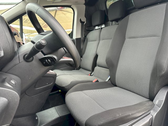 Toyota Toyota Proace City Medium 75 D-4D Dynamic RC21