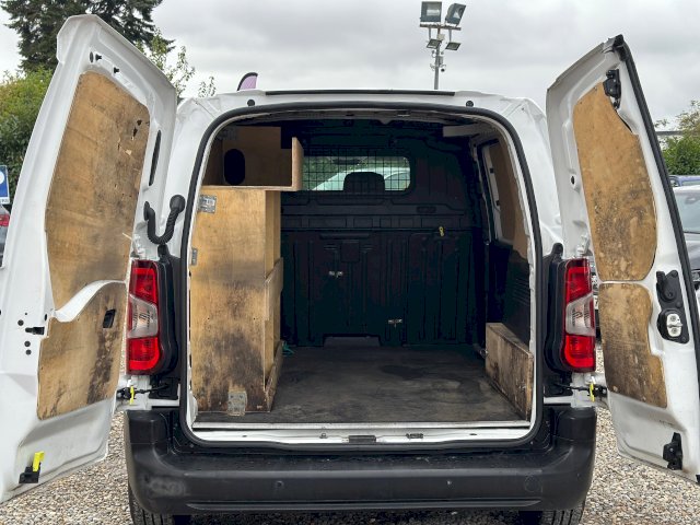 Toyota Toyota Proace City Medium 75 D-4D Dynamic RC21