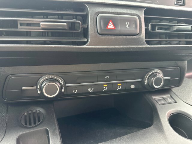 Toyota Toyota Proace City Medium 75 D-4D Dynamic RC21