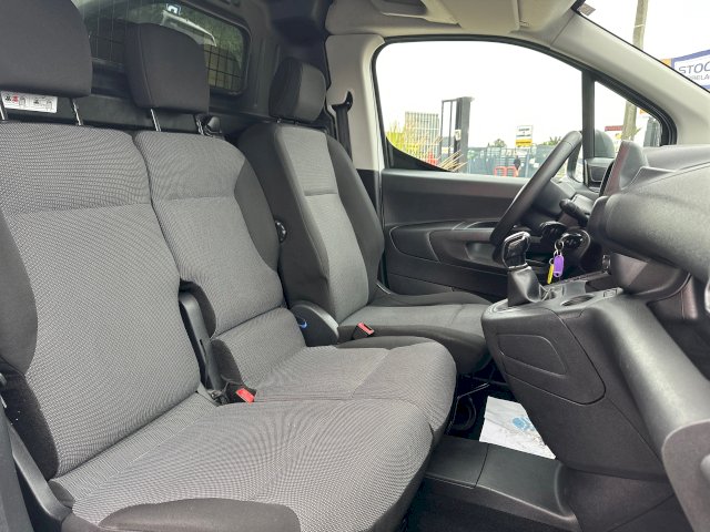 Toyota Toyota Proace City Medium 75 D-4D Dynamic RC21