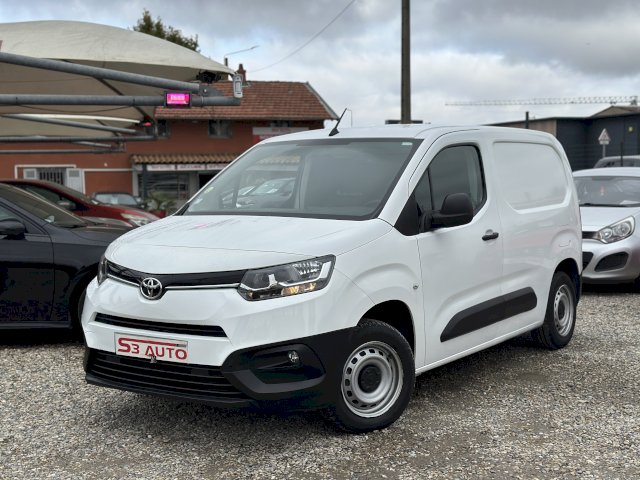 Toyota Toyota Proace City Medium 75 D-4D Dynamic RC21