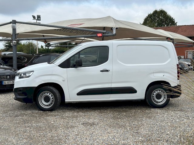 Toyota Toyota Proace City Medium 75 D-4D Dynamic RC21
