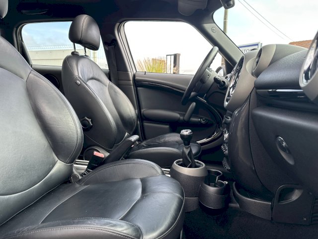 Mini Mini Countryman I (R60) Cooper SD 143ch
