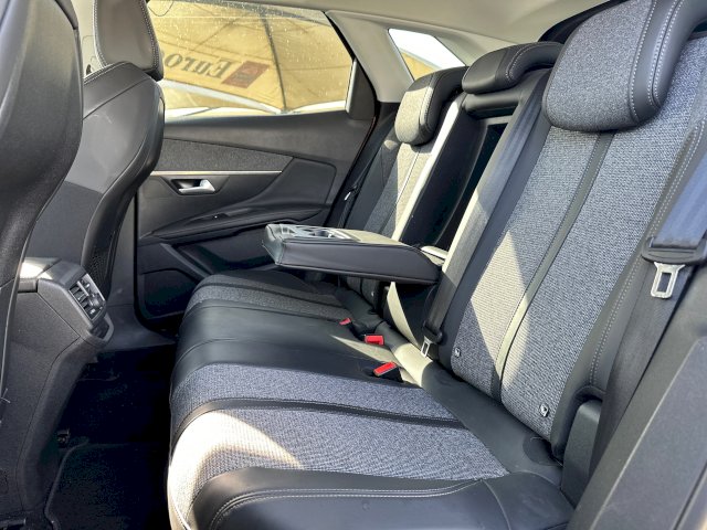 Peugeot Peugeot 3008 II 1.2 PureTech 130ch Allure S&S