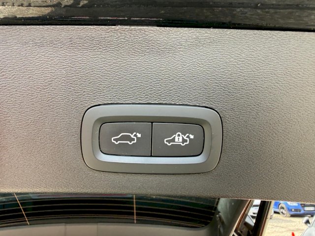 Volvo Volvo XC40  T4 Recharge 129 + 82ch Ultimate DCT 7