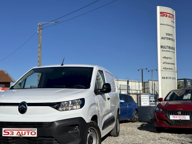 Citroën Citroën Berlingo TAILLE XL 950 KG BLUE HDI 100