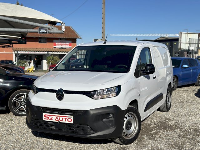 Citroën Citroën Berlingo TAILLE XL 950 KG BLUE HDI 100