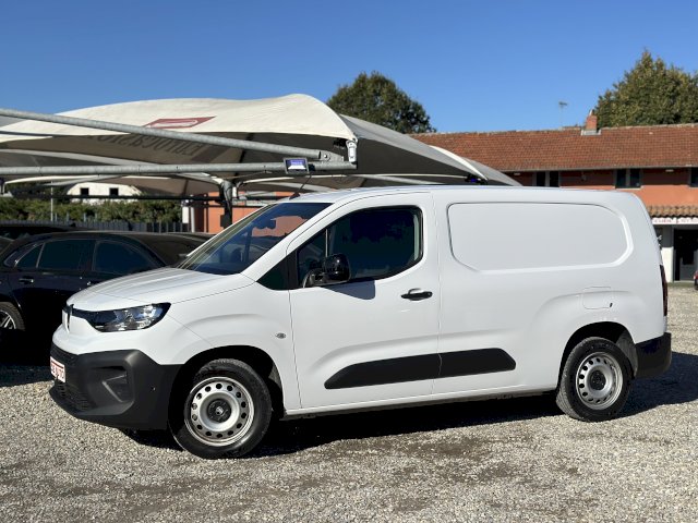 Citroën Citroën Berlingo TAILLE XL 950 KG BLUE HDI 100