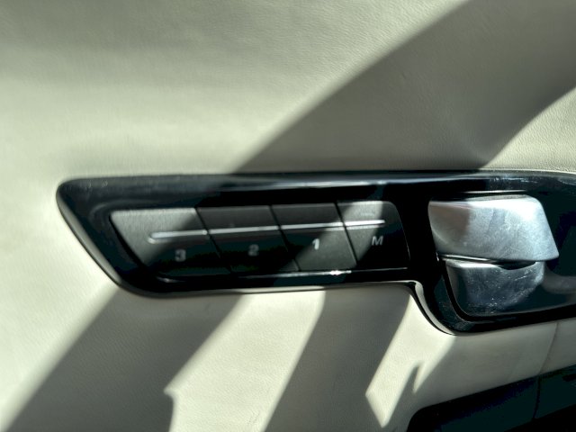 Land-Rover Land-Rover Evoque SD4 240 HSE Dynamic BVA Mark V