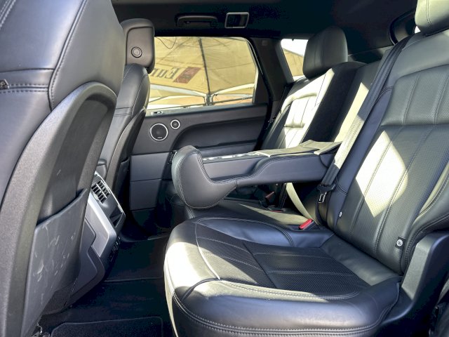 Land-Rover Land-Rover Range Rover Sport P400e 404 HSE Dynamic
