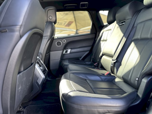 Land-Rover Land-Rover Range Rover Sport P400e 404 HSE Dynamic