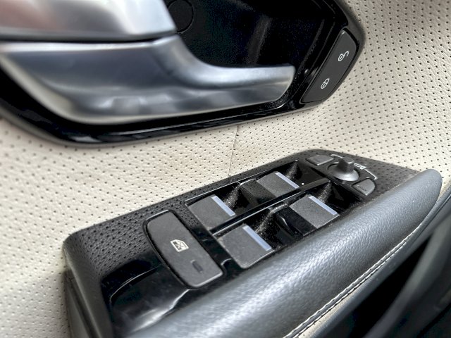 Land-Rover Land-Rover Evoque  2.2 SD4 Dynamic BVA Mark II  