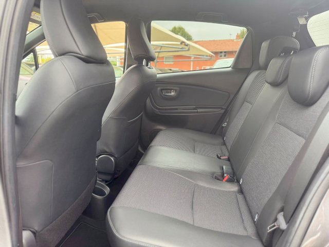 Toyota Toyota Yaris III 100h Chic 5p