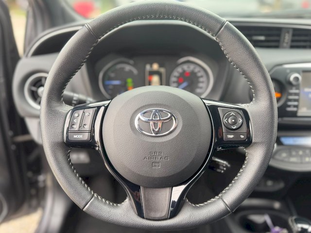 Toyota Toyota Yaris III 100h Chic 5p